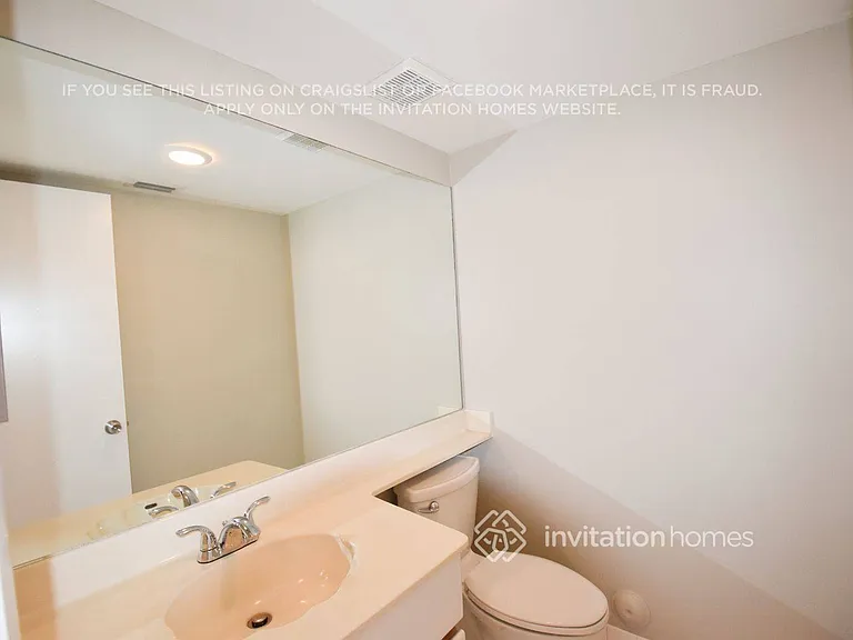 1282 Seagrape Cir — Photo 9