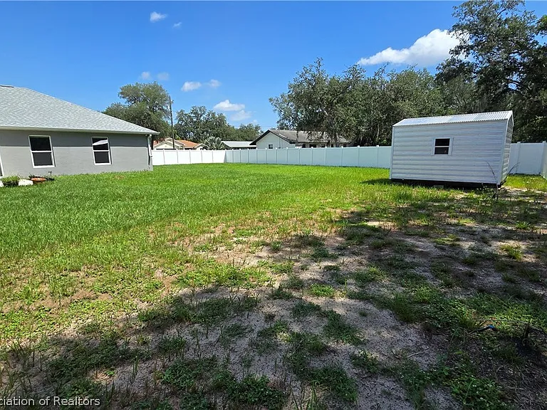 1870 N Zenith Rd — Photo 33