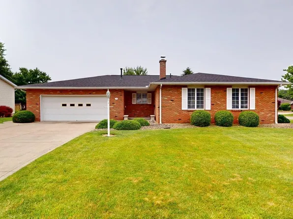2 Timothy Ave, Willard, OH 44890