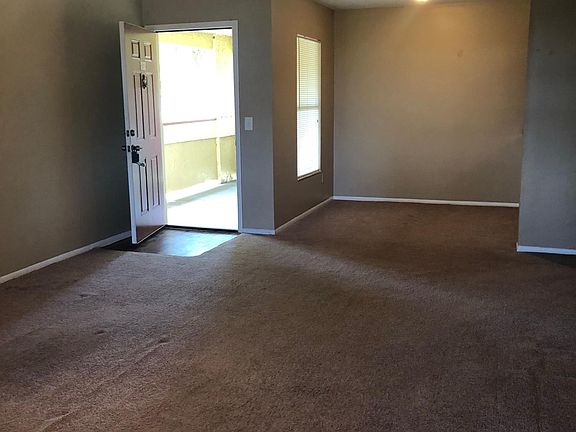 5th image of 608 Kenwick Cir