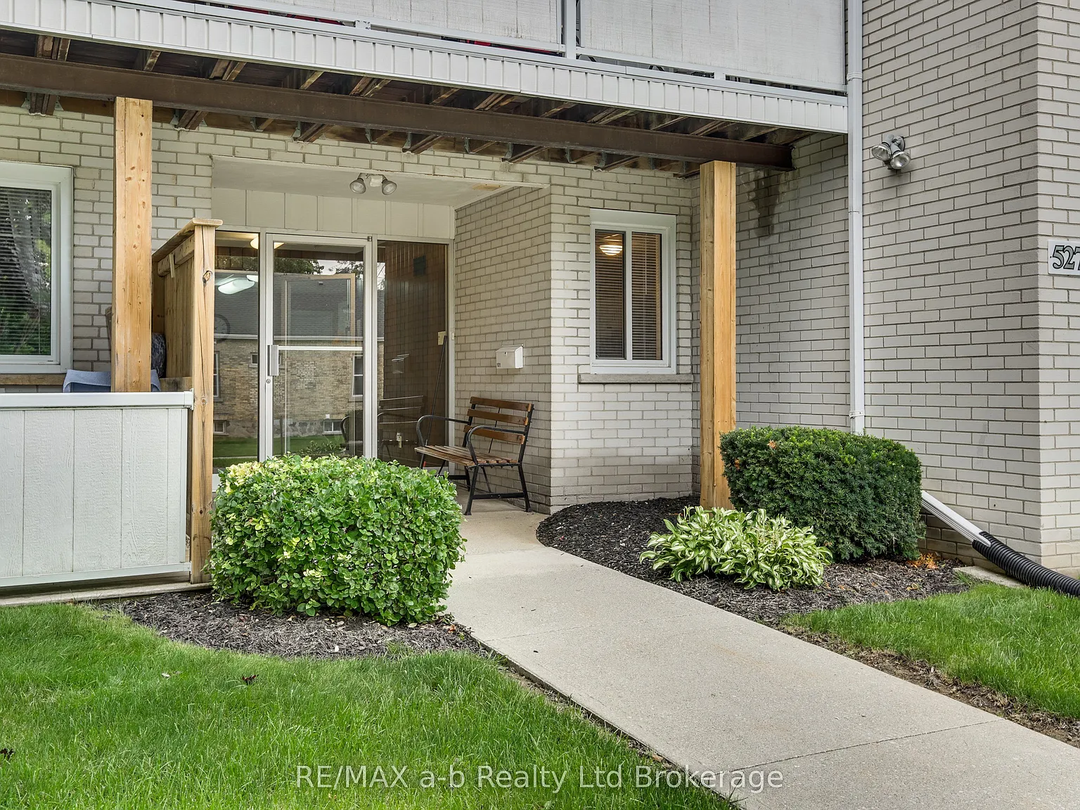 2 bed, $1,700 — Photo 2