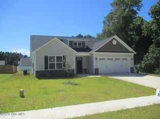 813 Fort Sumter Way, Swansboro, NC 28584