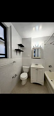 Rented by Oxford Property Group | media 33