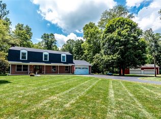 1711 McClellan Rd, Xenia, OH 45385
