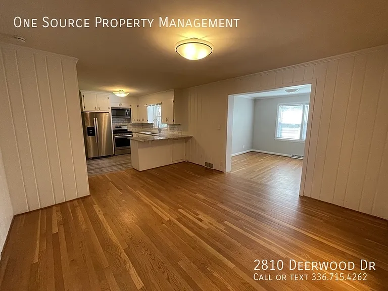 2810 Deerwood Dr — Photo 6