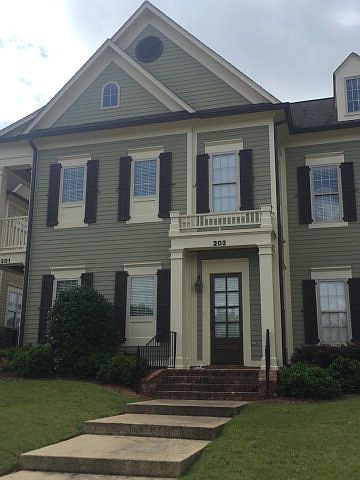 1st image of 910 Augusta Dr Unit 202