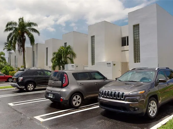 5130 Elmhurst Rd APT H, West Palm Beach, FL 33417
