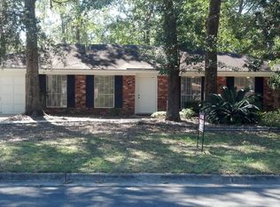109 Greenbriar Dr, Savannah, GA 31419