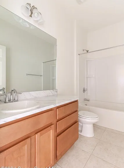 3314 Hawthorne Ave — Photo 3