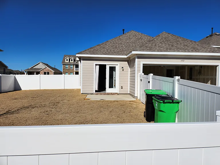 1412 Ellis Ln — Photo 20