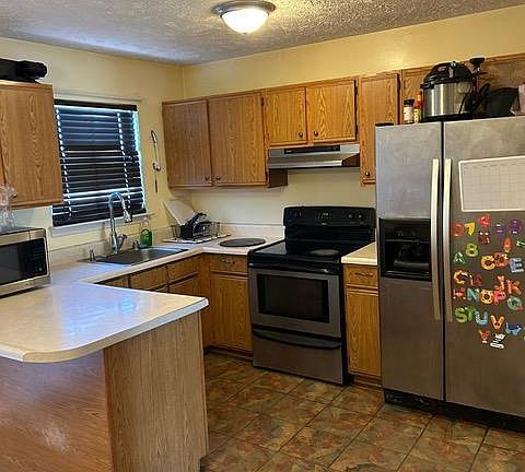 4th image of 125 Lincoln Ave