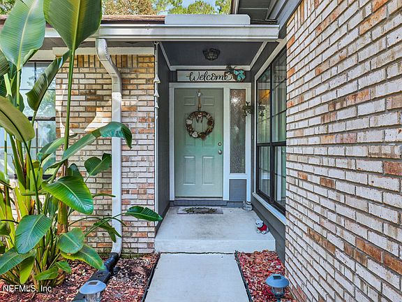 4th image of 2359 OAK HAMMOCK Lane
