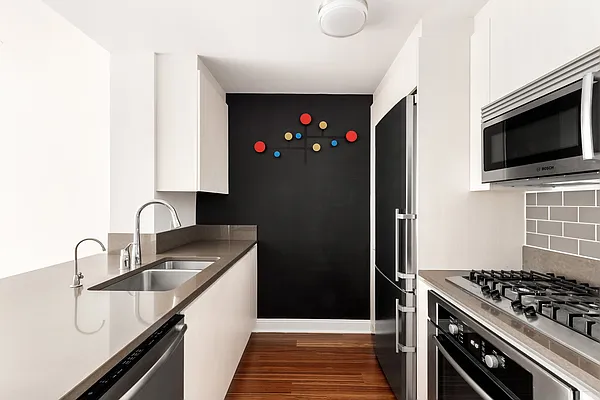 Rented by Compass | media 8