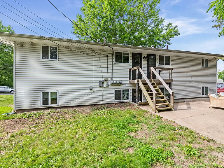 400 Dewey St #A — Photo 20