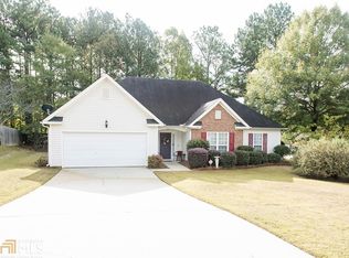 221 Revolutionary Dr, Hampton, GA 30228