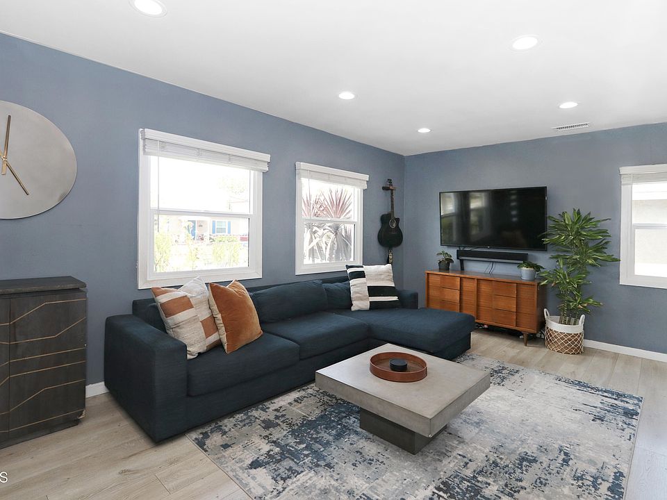 1st image of 6112 Dunrobin Ave
