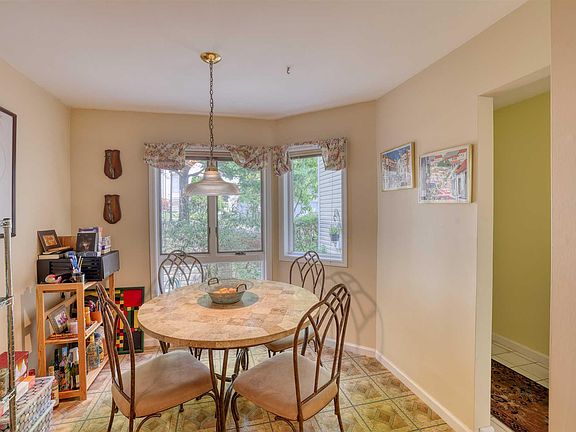 5th image of 148 Winchester Dr #148