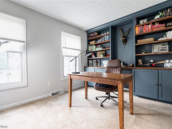 4th image of 5469 Wixford Ln