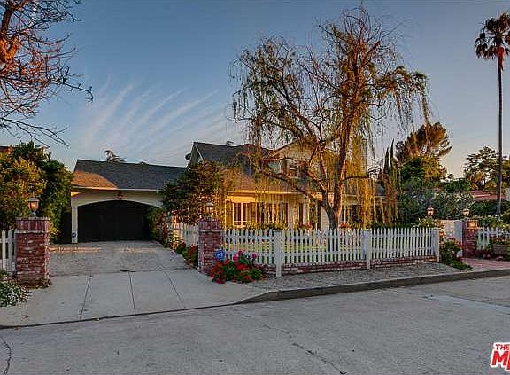 3rd image of 11122 Kling St