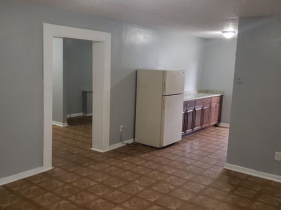 2nd image of 8212 N 17th St