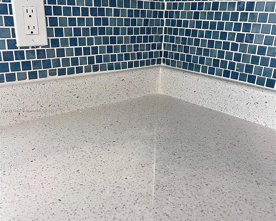 1st image of 1731 SW 41st Ave #1