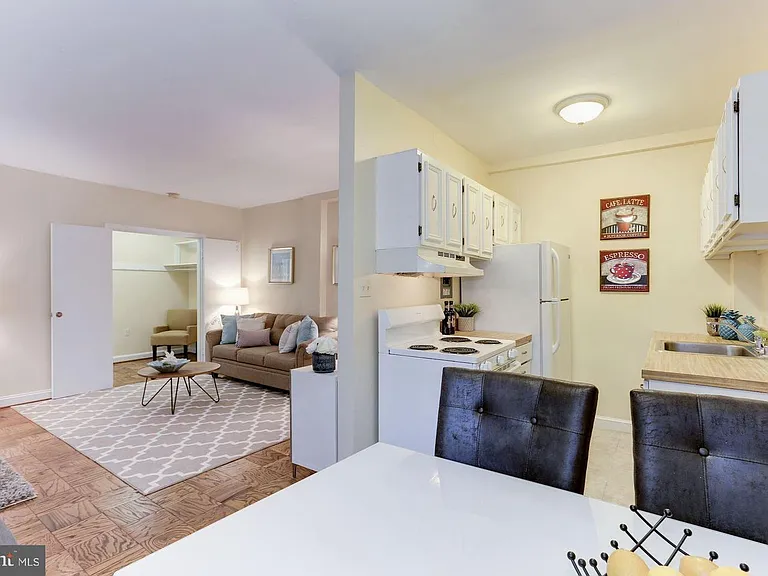 3051 Idaho Ave NW #101 — Photo 6