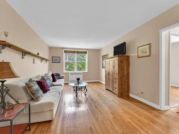 5614 Netherland Avenue image 1 of 11