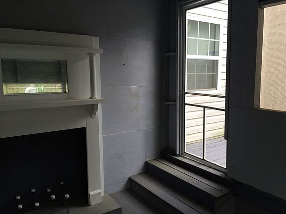 3 season outside room 