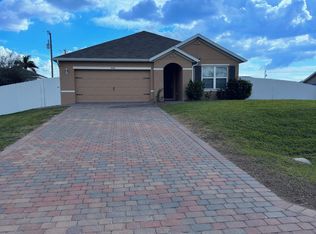 2038 NW 5th Ter, Cape Coral, FL 33993