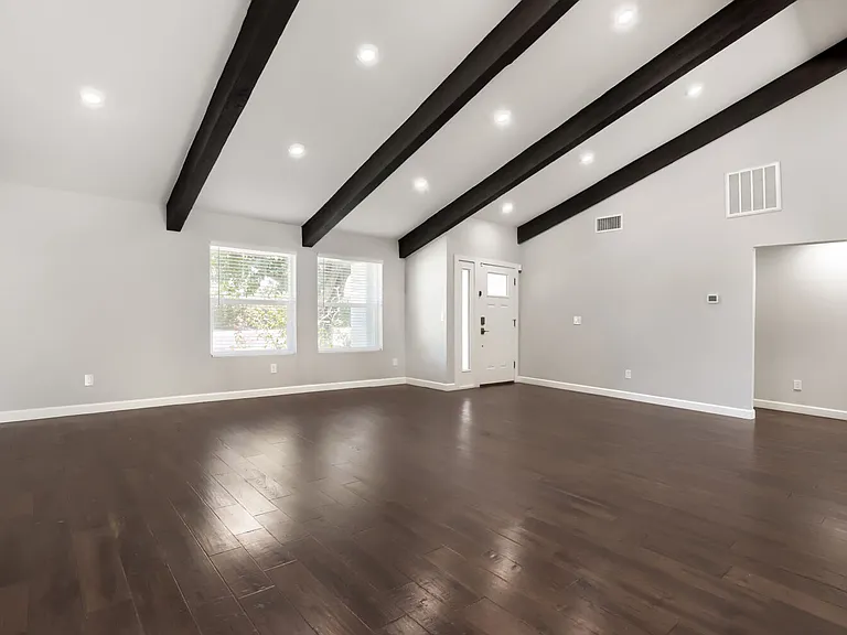 Grand living room