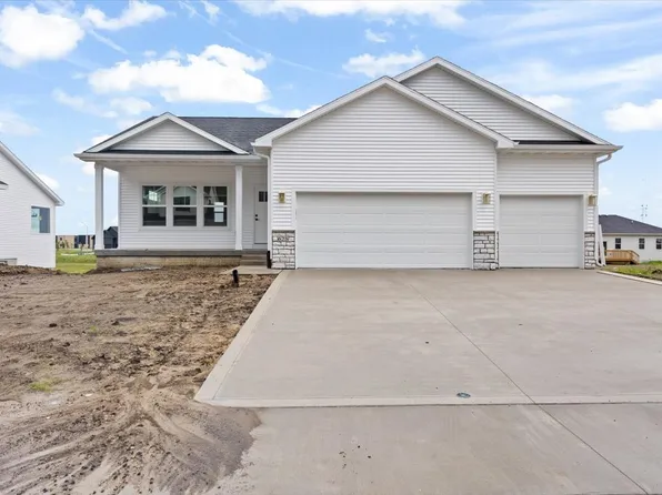625 NW Georgetown Dr, Waukee, IA 50263