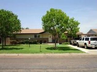 902 W 8th St, Muleshoe, TX 79347