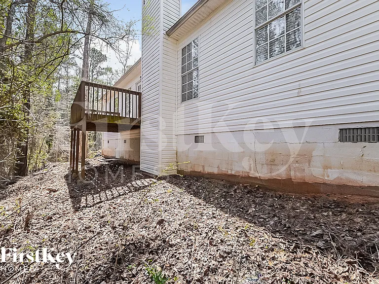 164 Highland Cir — Photo 15
