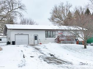 403 Jefferson Ave S, Sebeka, MN 56477