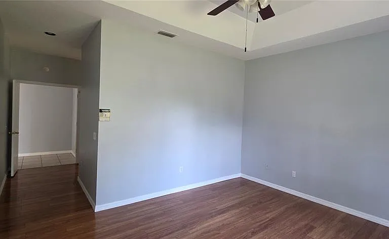 1305 Lakehurst Way — Photo 11