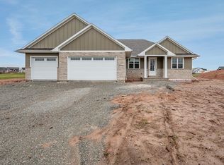 743 Royal Saint Pats Dr, Wrightstown, WI 54180