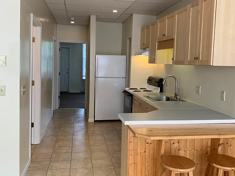 8 Bridge St #102 — Photo 3
