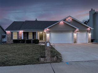 2816 Kings Crossing Dr, Barnhart, MO 63012