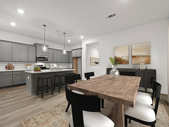 4th image of 1231 Carswell Grove Dr