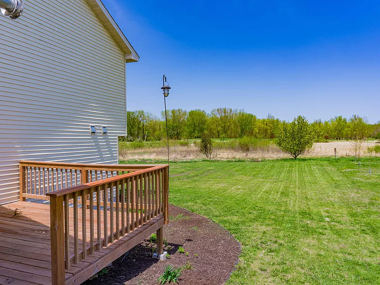 2112 Blake Ave — Photo 57