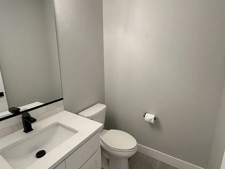 2285 Estate Ave — Photo 17