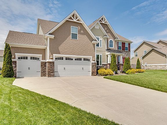 3rd image of 3228 Cimmaron Ash Dr