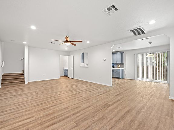 4th image of 11313 Hill Stable Ct