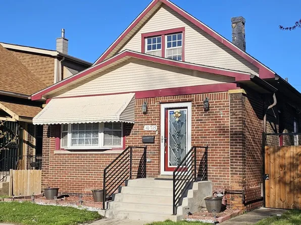 10715 S Avenue O, Chicago, IL 60617