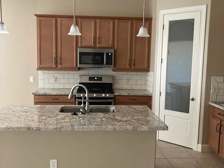 5296 Autumn Leaf Ln — Photo 2