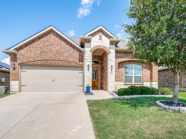 1305 Cheyenne Dr, Aubrey, TX 76227