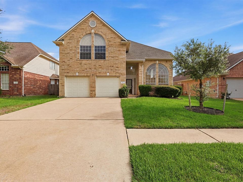 1st image of 16622 Stoneside Dr