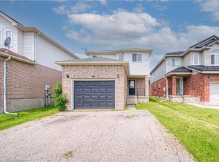 359 Hidden Creek Dr, Kitchener, ON N2N3N3