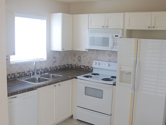 5th image of 18716 SW 100th Ave #0