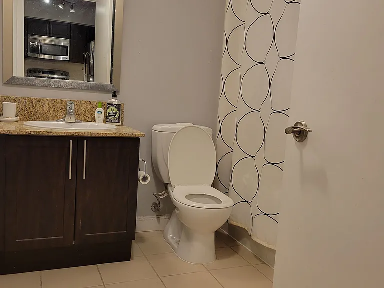 2191 Yonge St #2010 — Photo 12